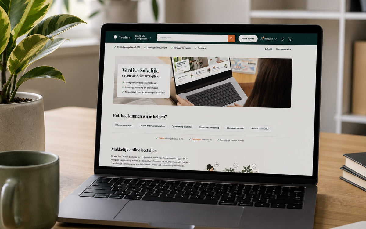 Laptop op een bureau met de zakelijke pagina van Verdiva op het scherm